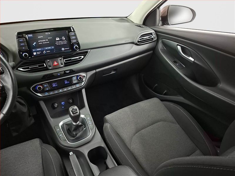 Hyundai i30 (2022) 1.0 T-GDI, Serv.kniha - fotka 8 z 18