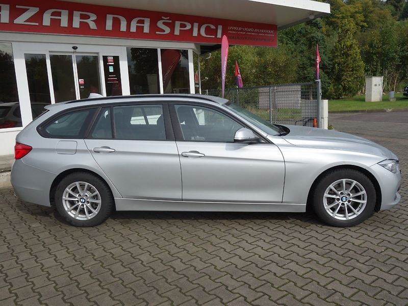 BMW Řada 3 (2018) 318d 110kW -FULL LED-DPH - fotka 9 z 37