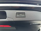 Volkswagen Passat Variant Elegance 2,0 TDI 110 k - náhled 16