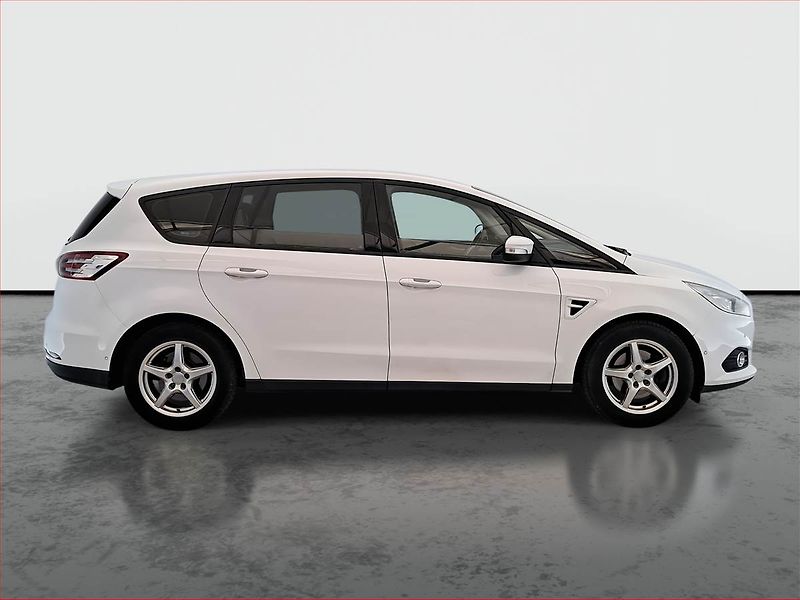Ford S-MAX (2017) 2.0 TDCi, Navi, Tempomat - fotka 6 z 19