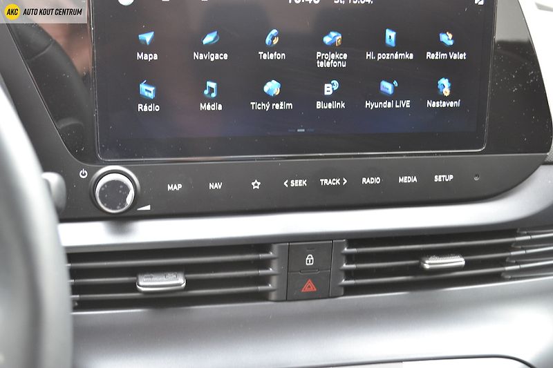 Hyundai i20 1.0 TGDI 7DCT WAVE, WINTER PAK - fotka 23 z 43