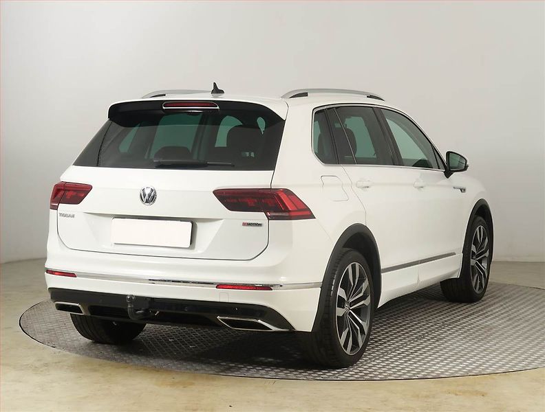 Volkswagen Tiguan (2019) R-Line 2.0 BiTDI - fotka 5 z 21