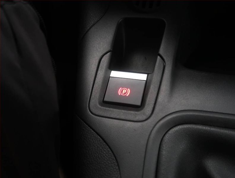 Opel Combo (2022) Maxi 1.5 CDTI, 3Místa, ČR, DPH - fotka 16 z 17