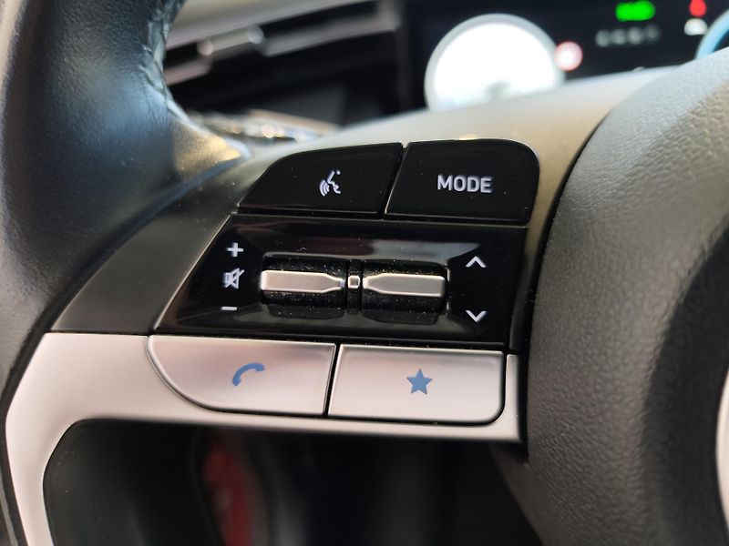 Hyundai Tucson (2021) 1.6T-GDi 110kW Smart - fotka 12 z 20