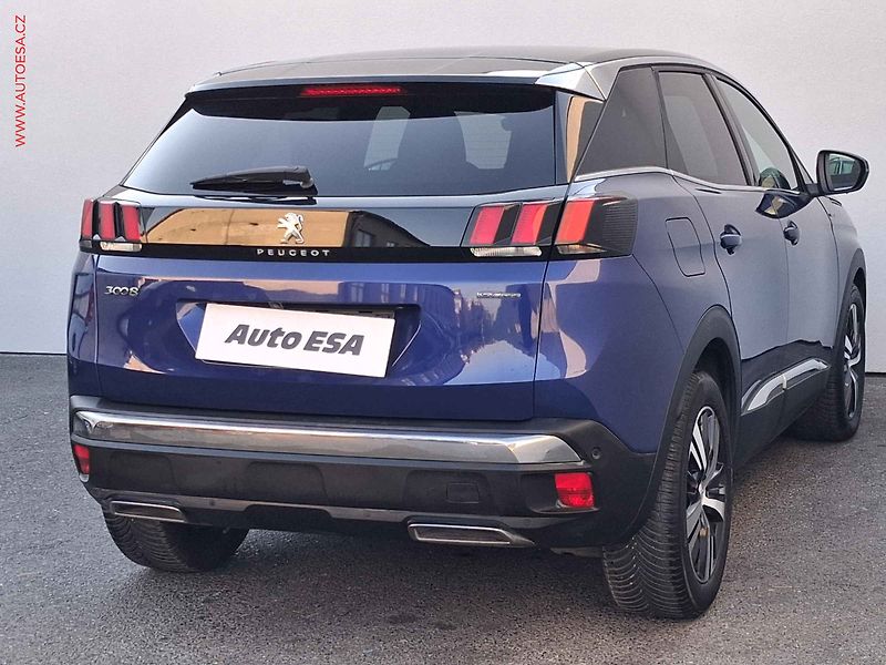 Peugeot 3008 (2016) 2.0 HDi, GT Line, LED, navi - fotka 4 z 18