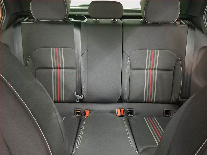 Škoda Fabia (2025) 1.0 TSI, MONTE CARLO, AUTOMAT - fotka 10 z 23