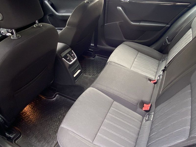 Škoda Octavia (2018) 1.5 TSI DSG Style - fotka 9 z 34