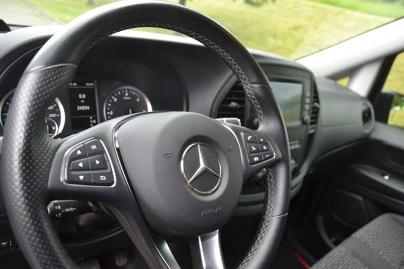 Mercedes-Benz Vito 116 CDi XL 9G automat 2021 - fotka 6 z 32