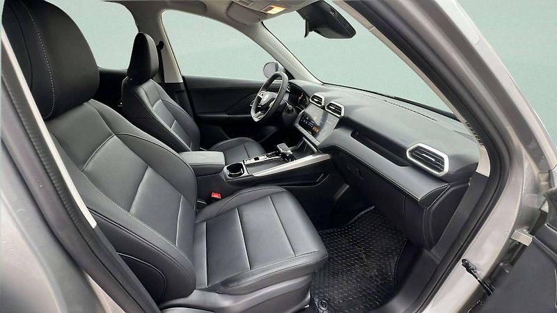 MG ZS HEV EXCLUSIVE 1.5L (145kW) SUV - fotka 29 z 49