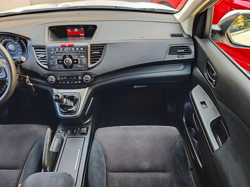 Honda CR-V (2013) 2.0 i-VTEC Comfort 2WD - fotka 16 z 38