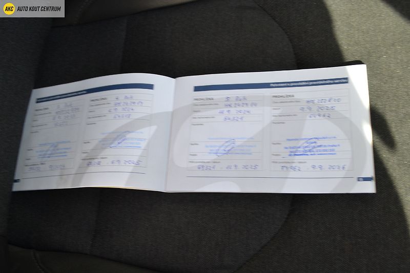 Hyundai i30 FASTBACK 1,5 T-GDI MT STYLE - fotka 56 z 62