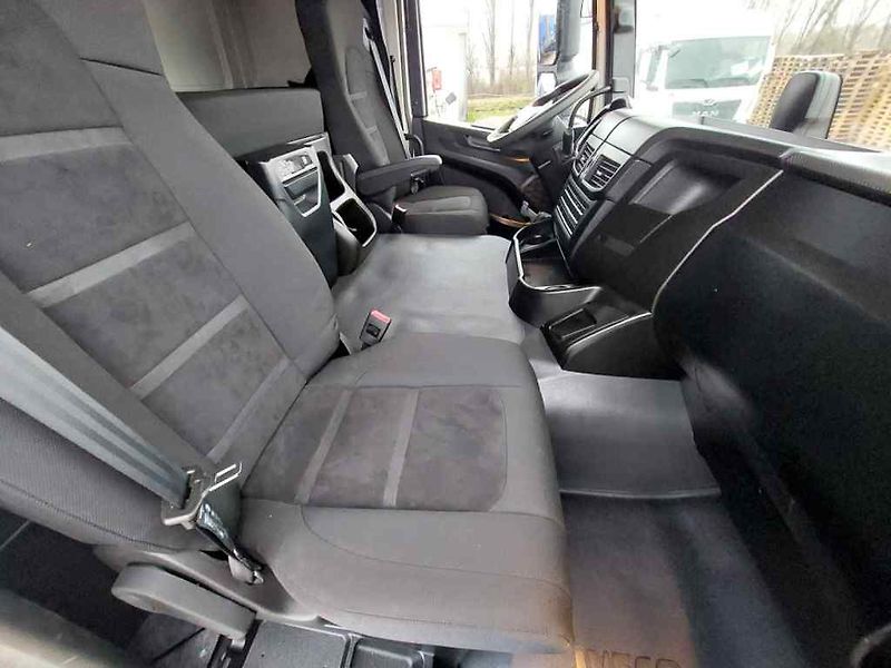 Iveco X-WAY AT280X48Y/PS HR ON+ - fotka 38 z 62