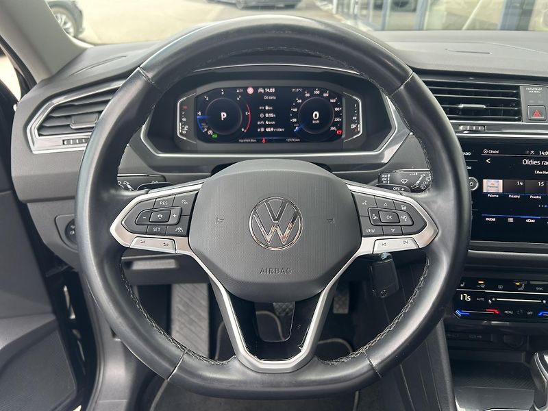 Volkswagen Tiguan 2.0TDI 110kW DSG - fotka 14 z 23