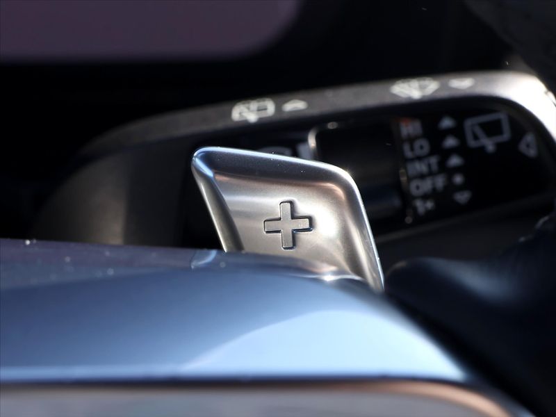 Porsche Cayenne 3,0 EHV 340kW Platinum DPH - fotka 24 z 48