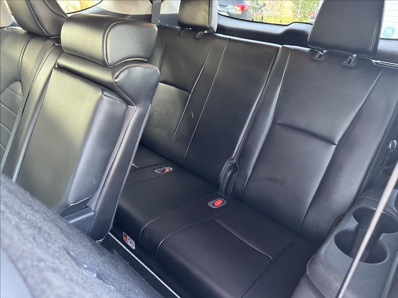 Toyota Highlander 2,5 Hybrid,Tažné,DPH - fotka 27 z 27