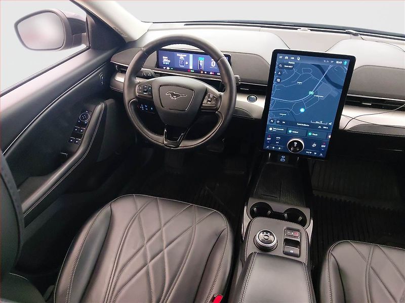 Ford Mustang Mach-E (2022) Extended Range RWD - fotka 7 z 16