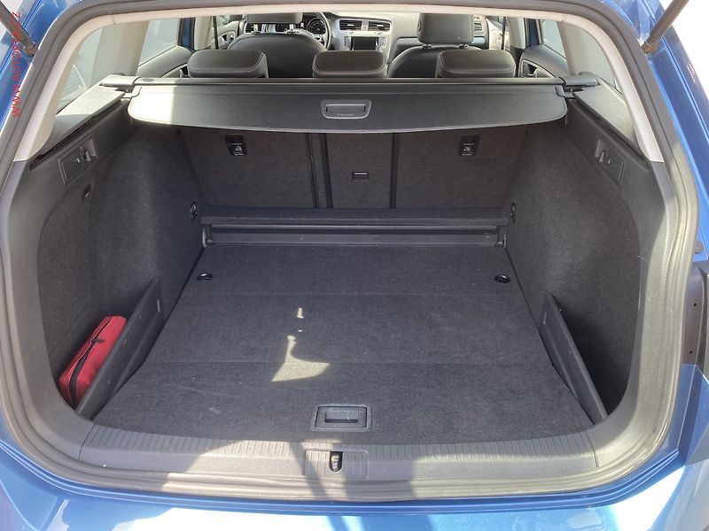 Volkswagen Golf (2015) 1.6 TDi, ČR, servis.kniha - fotka 7 z 16