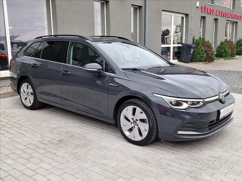 Volkswagen Golf 2.0TDI 110kW DSG Style, 1.Maj - fotka 2 z 50
