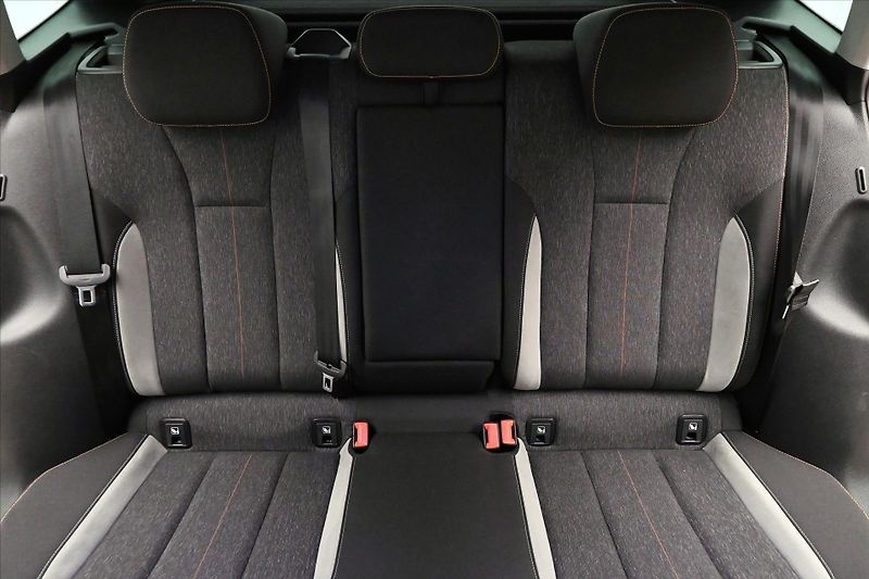 Škoda Scala 1,0 TSI 85kW Style Záruka až 5 - fotka 27 z 30