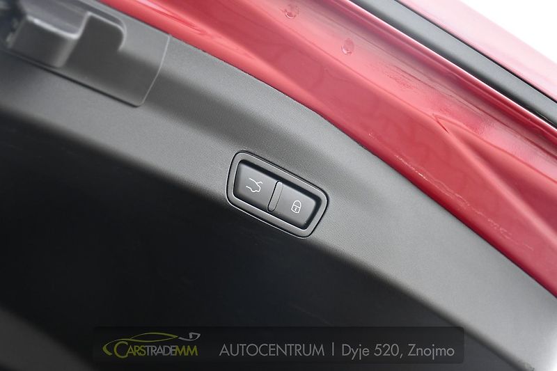 Alfa Romeo Stelvio 2.2 D154kW Veloce AT8-Q4 - fotka 49 z 56
