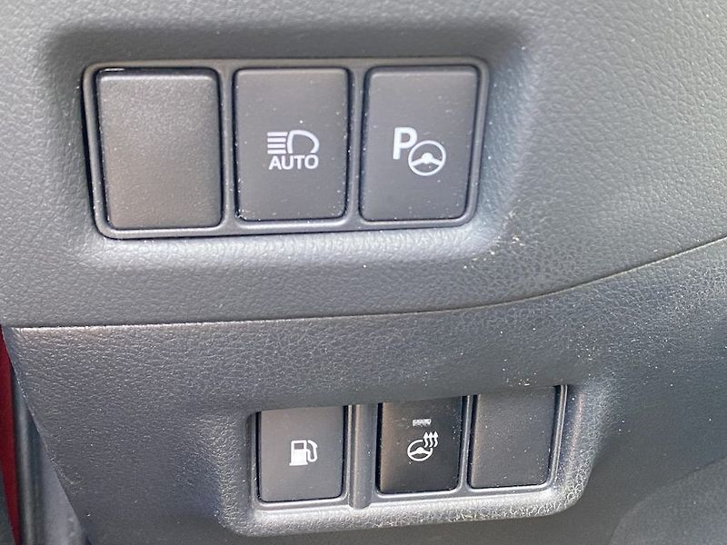 Toyota C-HR 2.0HSD, ČR, Selection, záruka - fotka 10 z 12