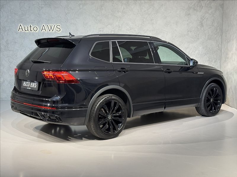 Volkswagen Tiguan Allspace 2,0 TDi  DSG 4x4 R-Line Kessy - fotka 8 z 46