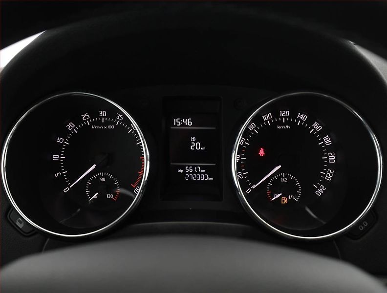 Škoda Yeti (2017) 2.0 TDI, Park. senzory - fotka 8 z 15