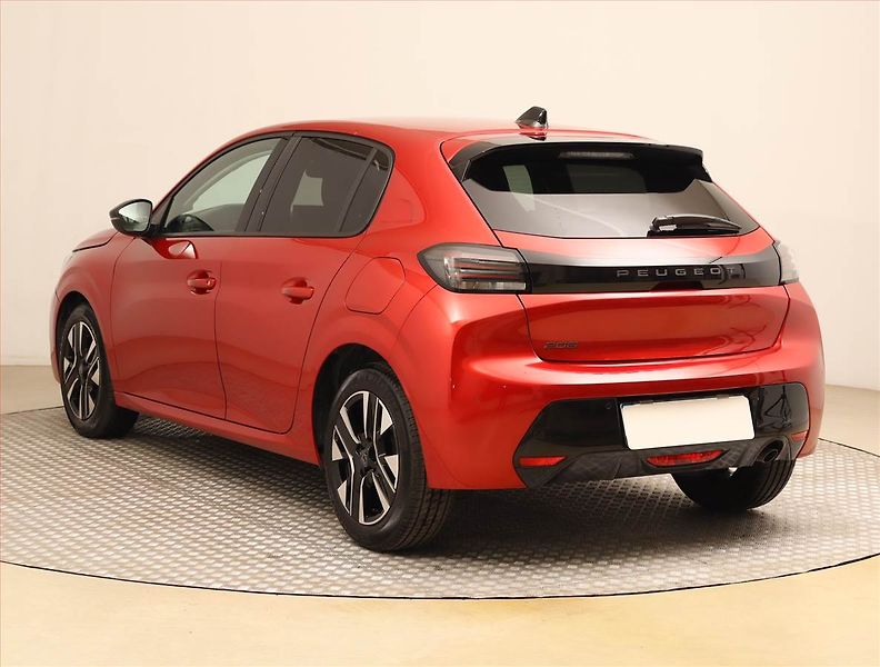 Peugeot 208 (2026) Allure 1.2 Hybrid, ČR,1.maj - fotka 4 z 18