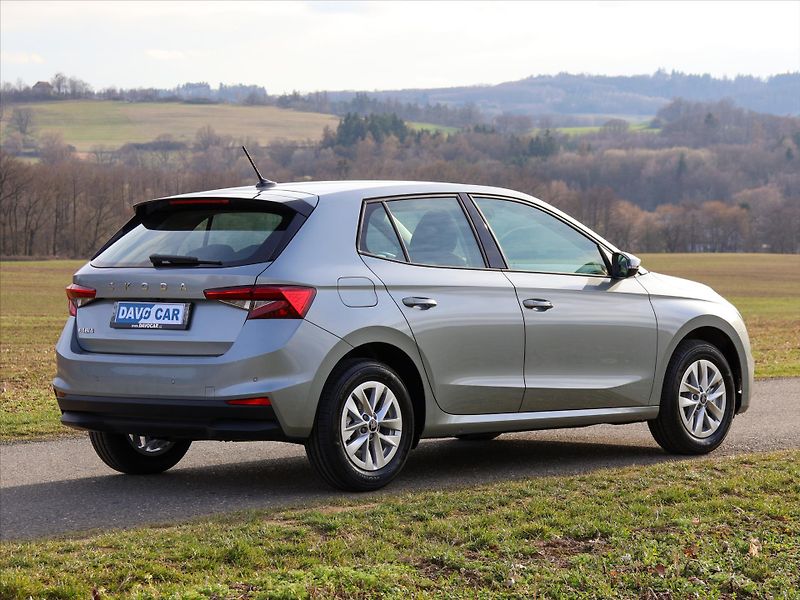 Škoda Fabia 1,0 TSi DSG Edice 130let DPH - fotka 7 z 40