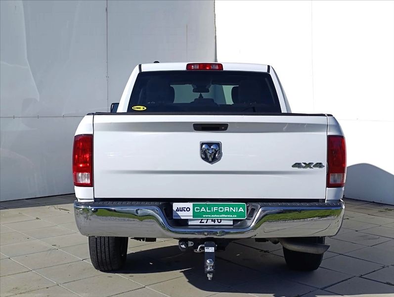 Dodge RAM 1500 3,6 i 4x4 Automat 6míst Tažné - fotka 8 z 35