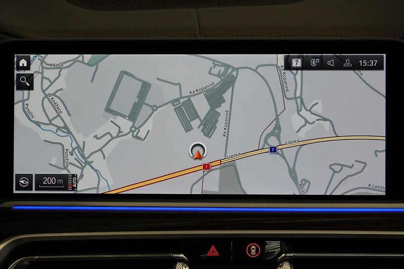 BMW X7 Xdrive40d,1MAJ,ČR,DPH,Tažné - fotka 36 z 45