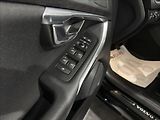 Volvo V40 1,6   D2 MOMENTUM BI-XEN VÝHŘE - náhled 6