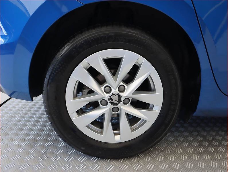 Škoda Fabia (2025) 1.0 TSI, Serv.kniha, Tempomat - fotka 15 z 19