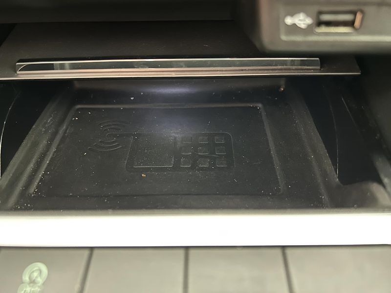 Škoda Octavia 1.2 TSI Elegance plus - fotka 22 z 28