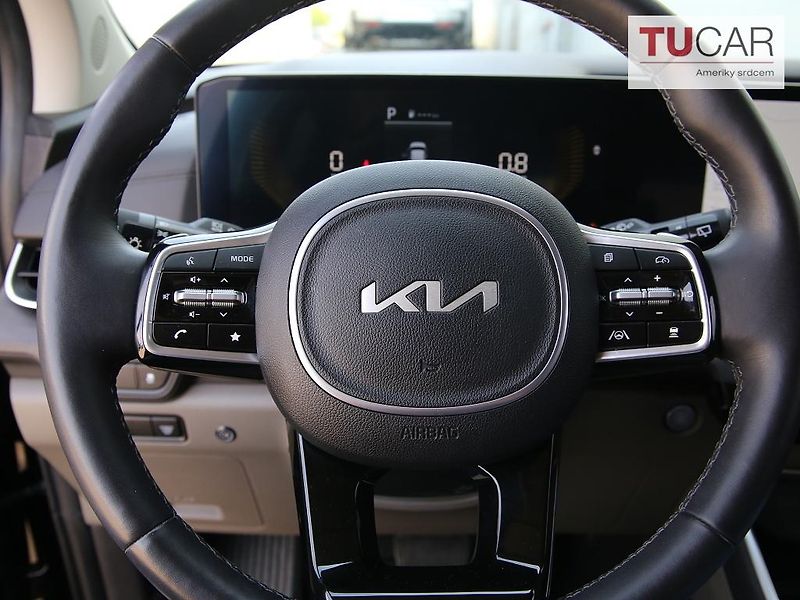 Kia Carnival (2024) 2.2 Diesel Automat 6+3 místa - fotka 14 z 33