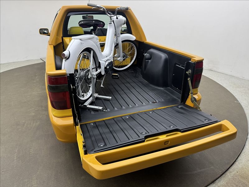 Škoda Felicia 1,6 FUN PO KOMPLETNÍ RENOVACI - fotka 32 z 33