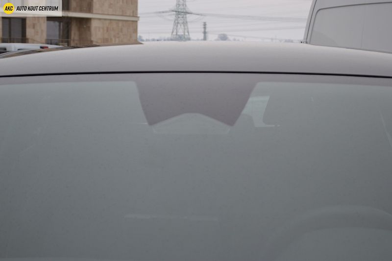 Renault Captur techno mild hybrid 140 - fotka 42 z 49
