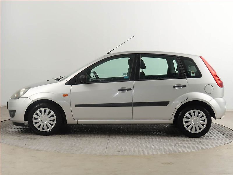 Ford Fiesta (2007) Trend 1.3 i, po STK - fotka 3 z 13