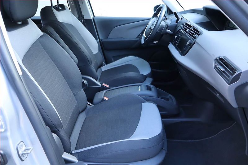 Citroën C4 Picasso (2015) 1.6 HDi, Automat, 7 míst, Navi - fotka 9 z 23