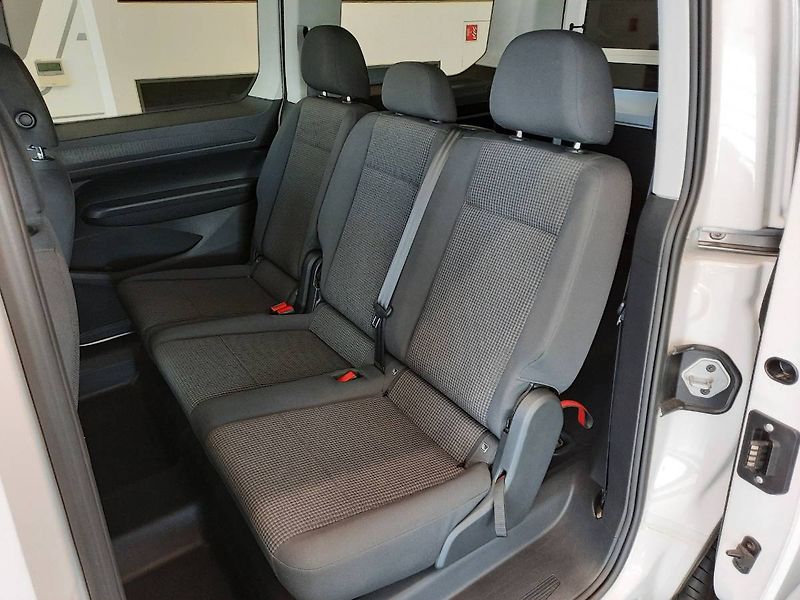 Volkswagen Caddy (2022) Maxi 2.0 TDI (90kW/122k) DSG - fotka 9 z 23