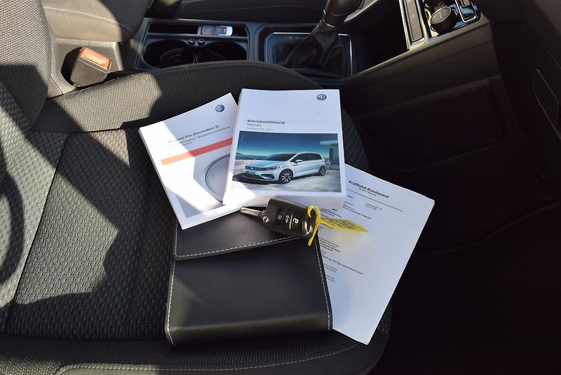 Volkswagen Touran (2018) 1.4TSI 110kw CLBMT 7MÍST LED  - fotka 48 z 48