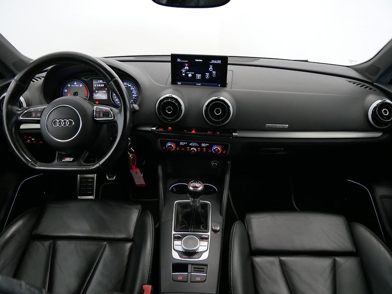 Audi S3 - fotka 5 z 26
