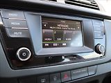 Škoda Fabia 1,0 MPI Active, Klima - náhled 14