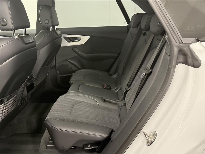 Audi Q8 50 TDI S-LINE 1 MAJ ČR DPH - fotka 9 z 34