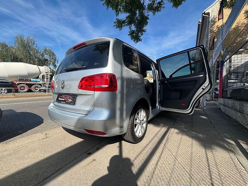 Volkswagen Touran 1.4TSi/2013/7MÍST,MAN6,103kW-Z - fotka 55 z 55