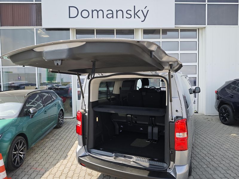 Toyota ProAce Verso (2025) 2.0D-8 A/T - L2 FAMILY 8S - fotka 17 z 18
