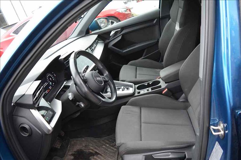 Audi A3 (2021) 1,5 SPORTBACK - fotka 14 z 16