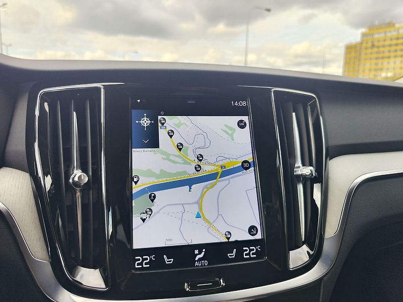 Volvo V60 B4 2.0/145kW 1.majitel 4x4 - fotka 20 z 36