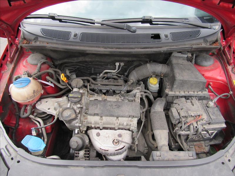 Škoda Fabia 1,2 i 44kW Active - fotka 22 z 28