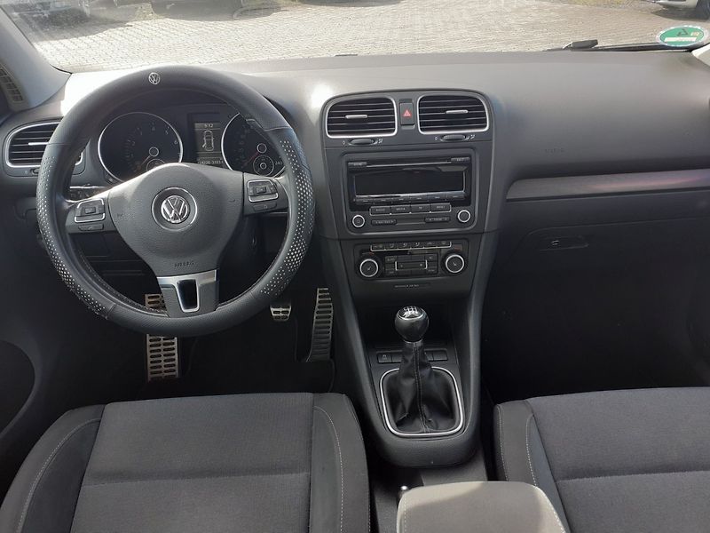 Volkswagen Golf (2011) VI 1.2 TSi - fotka 7 z 41